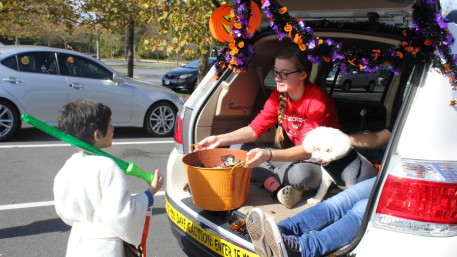 Key+Club+and+Community+Unite+for+Annual+Trunk-or-Treat